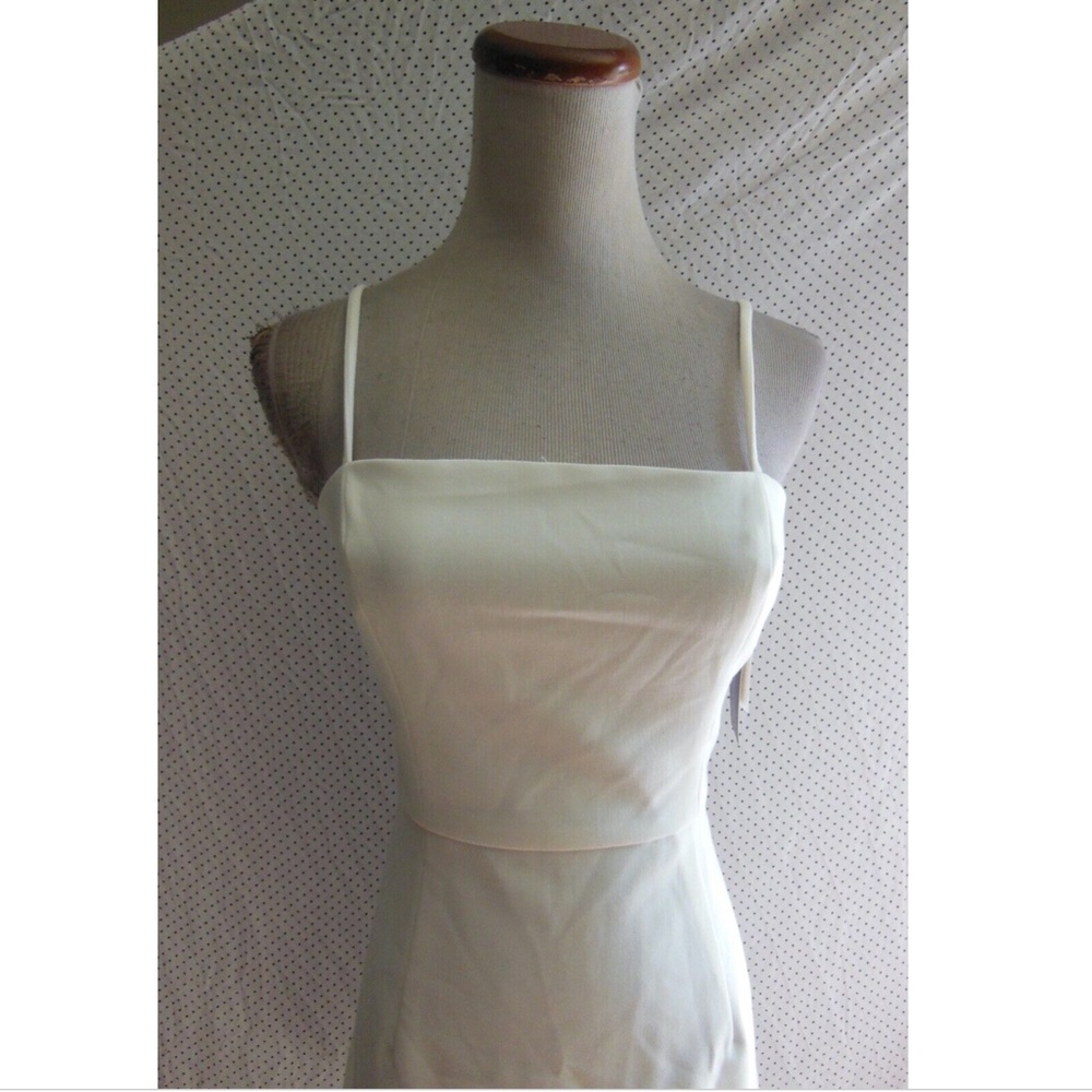NEW FRENCH CONNECTION Whisper SUMMER WHITE Frill RUFFLE Hem Summer MINI DRESS 8 - Picture 4 of 15